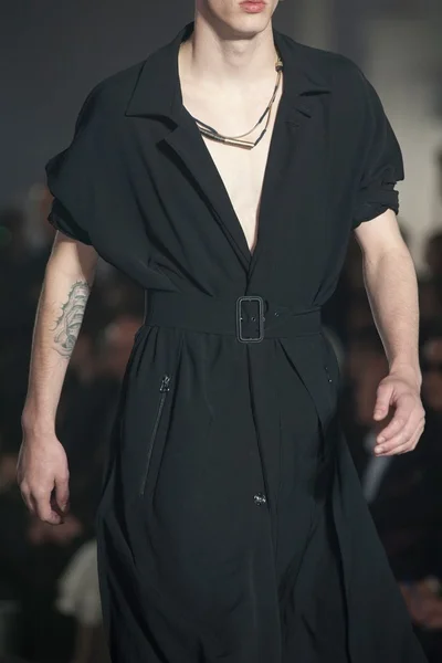 Look 26